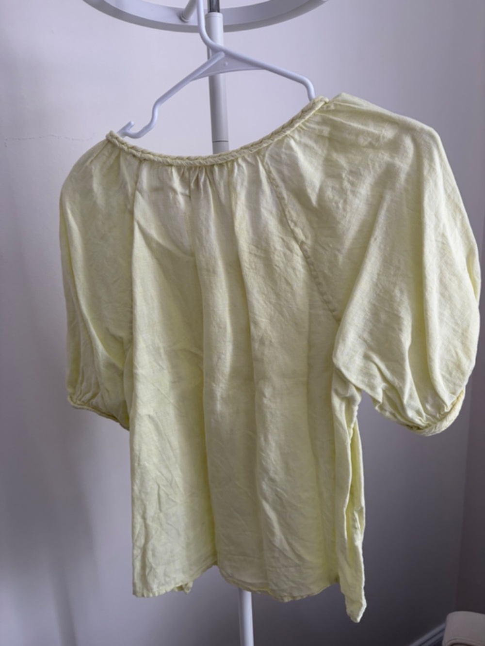 Lilly Pulitzer Calais Short Sleeve Top - Picture 2 of 2
